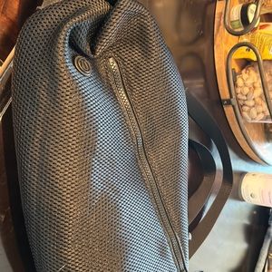 Lululemon nylon Fanny/sling